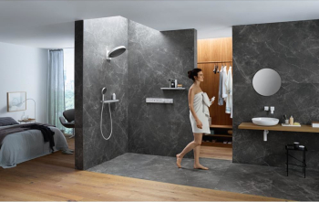 Полка Hansgrohe Rainfinity Shelf 500 26844000, хром для ванной комнаты. Фото
